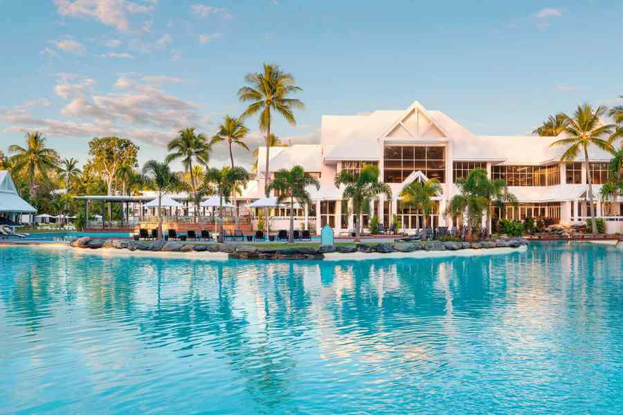 Top 10 Most Luxurious Hotels in Australia Near the Beach